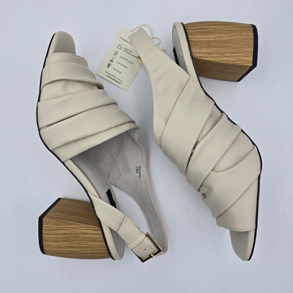 NWT Sanctuary Regal Heeled Leather Sandals, Bone, 10M - Picture 15 of 16